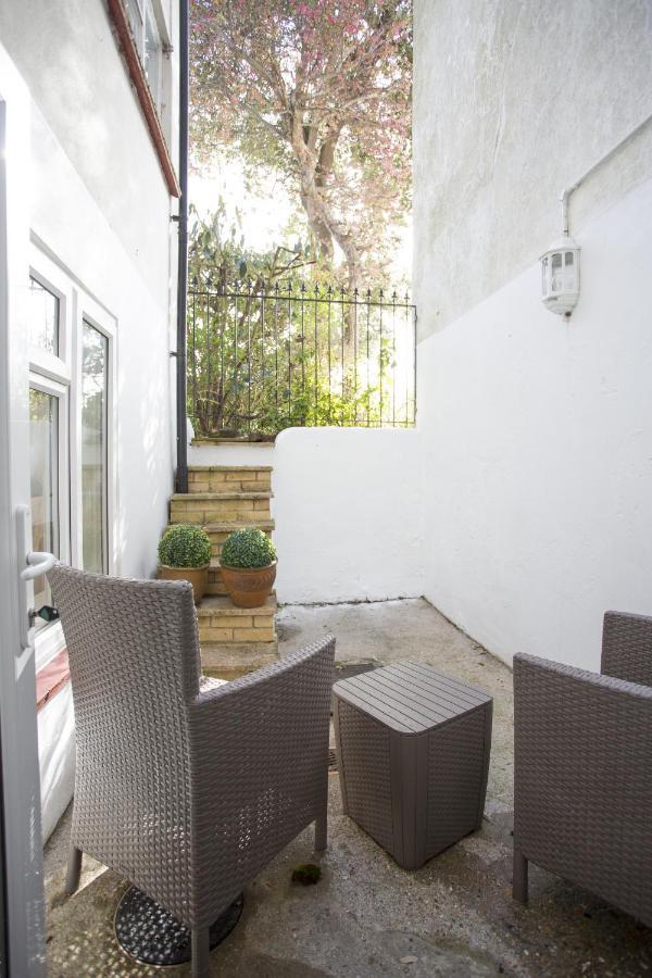 Garden View Apartment